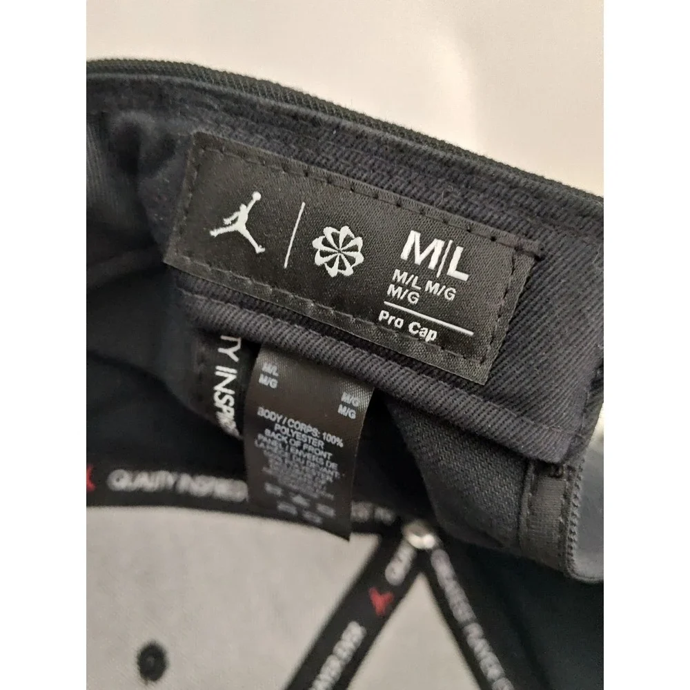Nike Hat Jordan Jumpman M L Adjustable SnapBack Men Low‎ Profile Black White